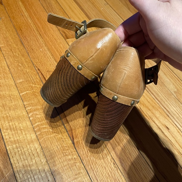 Evah Leather Ankle strap Chunky Block Boho Grommet Sandal Heels pumps retro stud - Picture 9 of 9